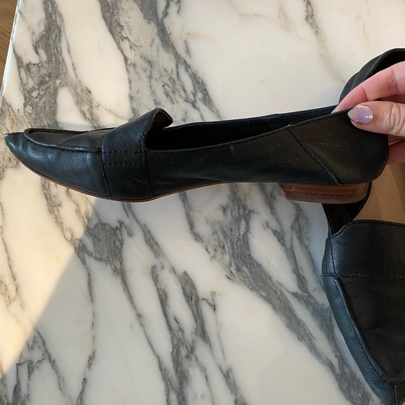 Vince Camuto leather flats size 9 - Picture 3 of 7